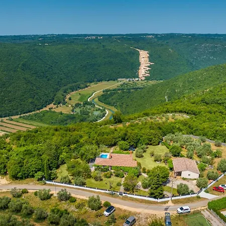 Casa Marilu By Villsy Kunj