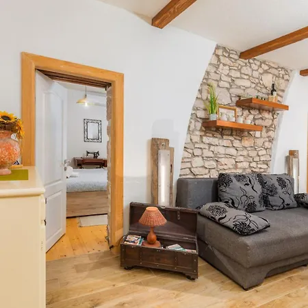 Casa Marilu By Villsy Villa Kunj