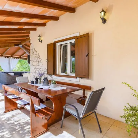 Casa Marilu By Villsy * Kunj