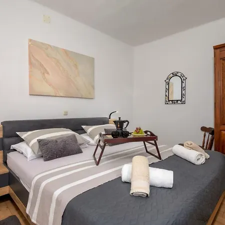 Villa Casa Marilu Kunj