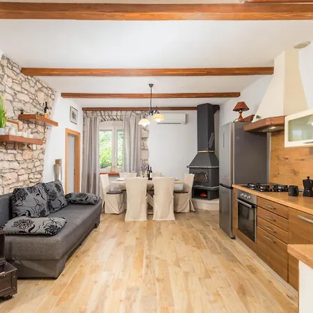 Casa Marilu By Villsy Villa Kunj