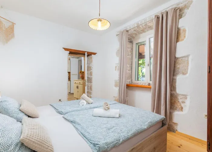 Casa Marilu By Villsy * Kunj