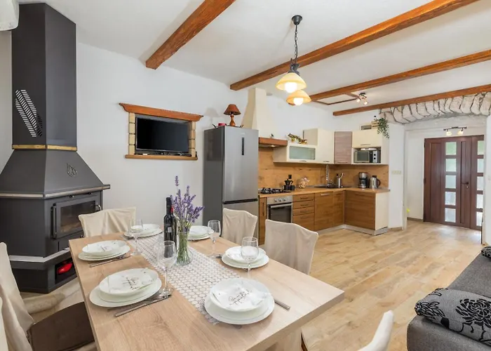 Casa Marilu By Villsy Kunj